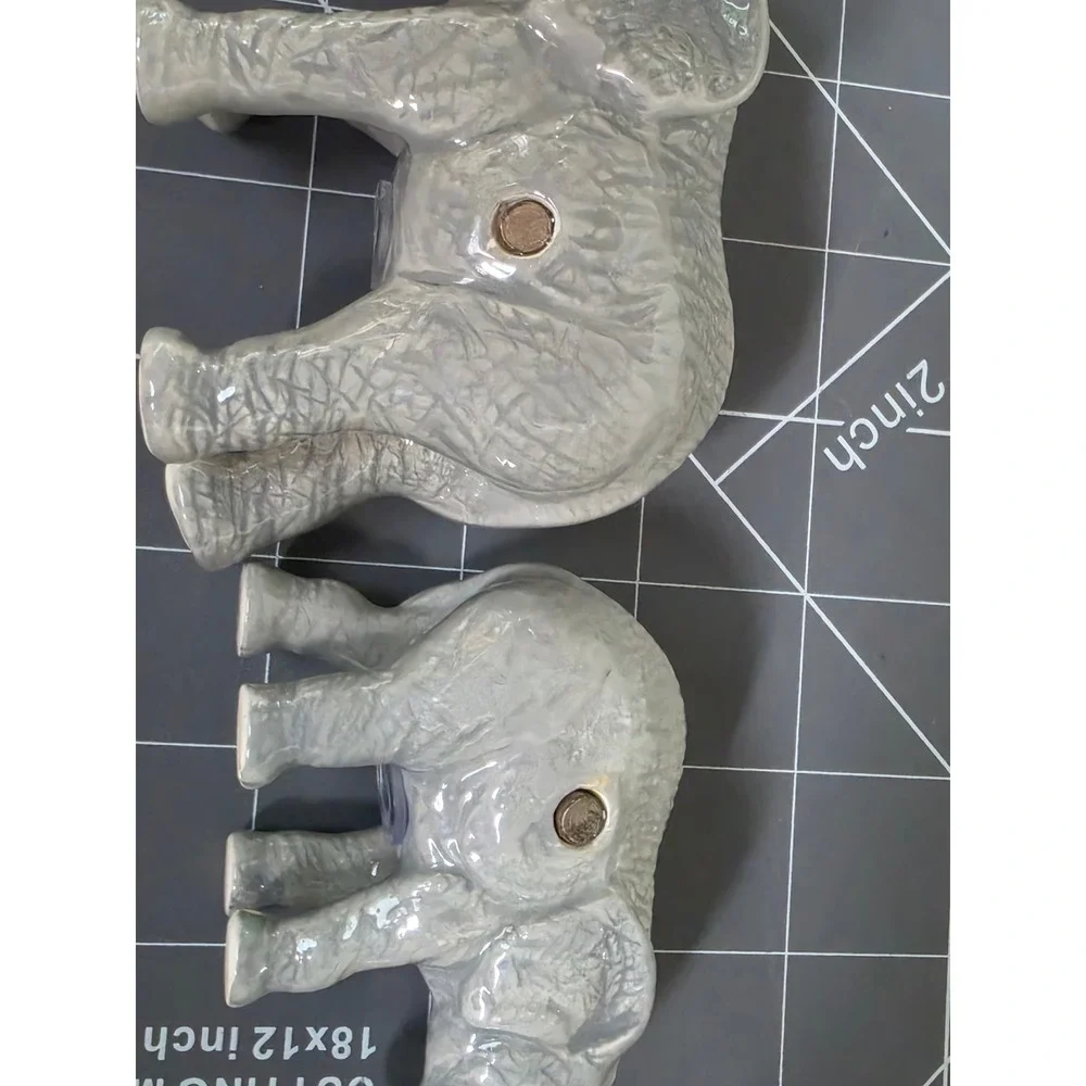 Westland Giftware Elephant Salt and Pepper Shakers Magnetic Ceramic Gray Set